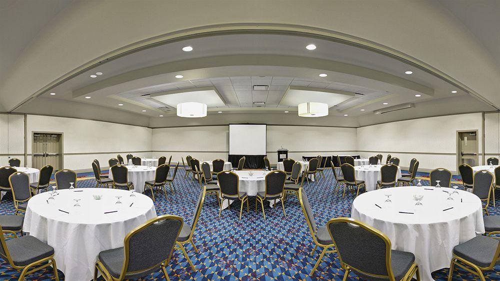Doubletree By Hilton Pittsburgh Monroeville Convention Center Buitenkant foto