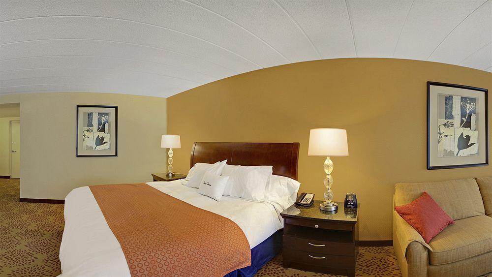 Doubletree By Hilton Pittsburgh Monroeville Convention Center Buitenkant foto